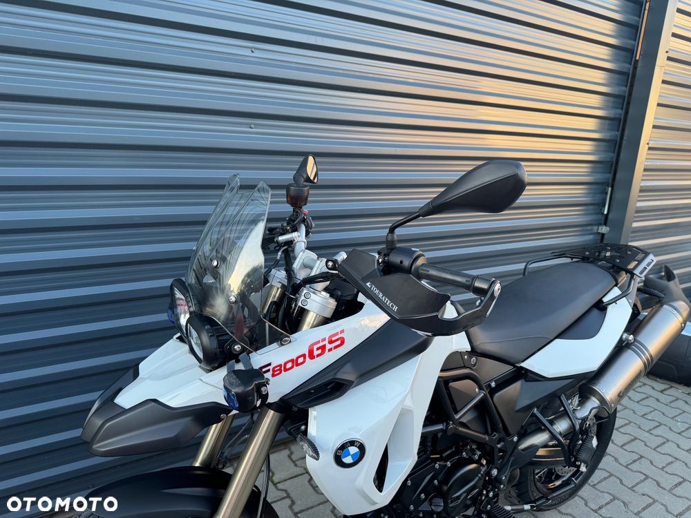 BMW F - 9