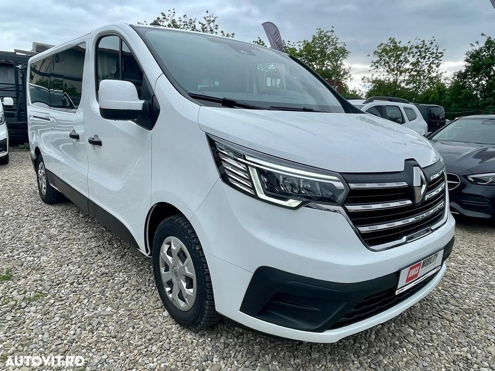Renault Trafic 2.0 Blue dCi 150 EDC S&S L2 8+1 Zen - 2