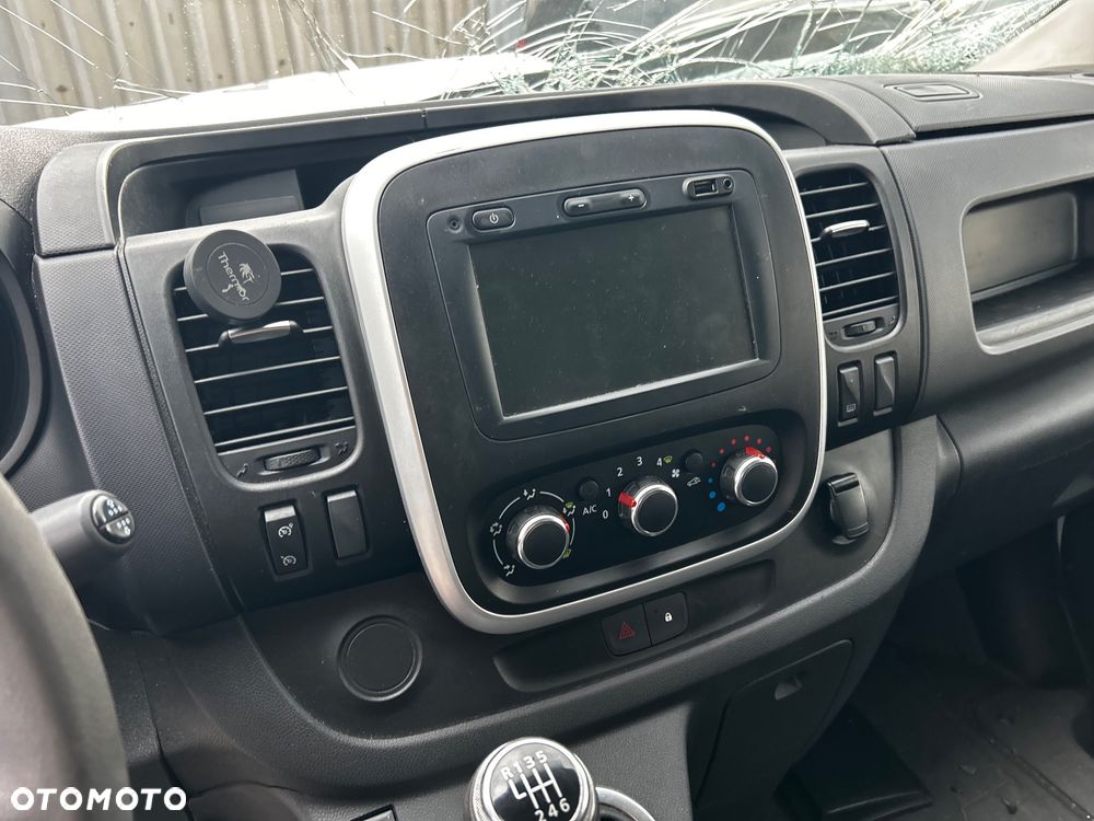 Renault TRAFIC - 27