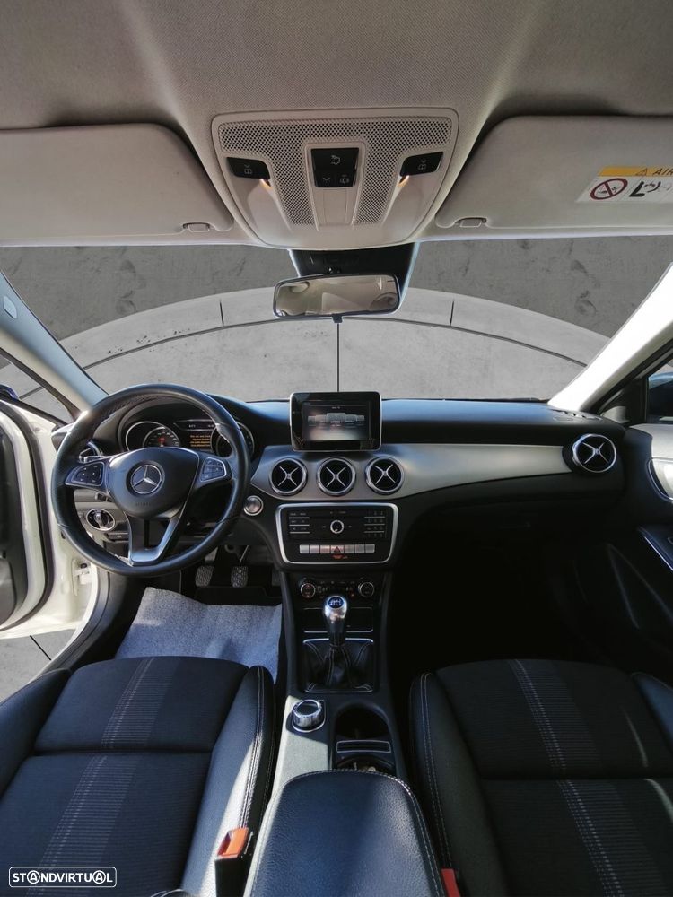 Mercedes-Benz GLA 180 CDI Urban - 5