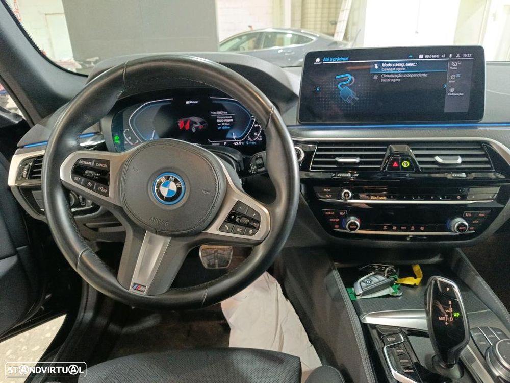 BMW 530 e - 8