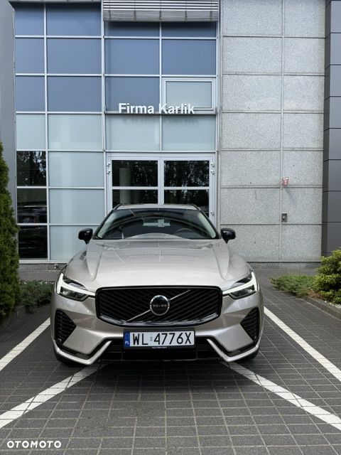 Volvo XC 60 B5 B AWD Plus Dark - 3