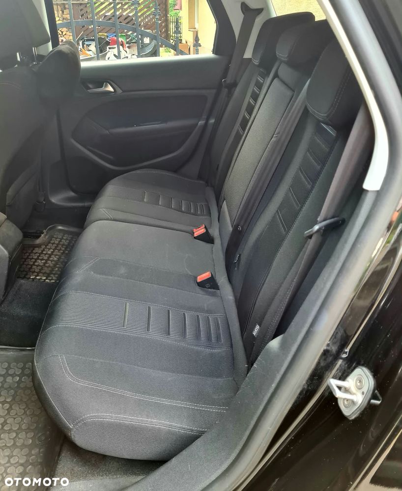 Peugeot 308 2.0 Blue HDi Allure S&S - 6