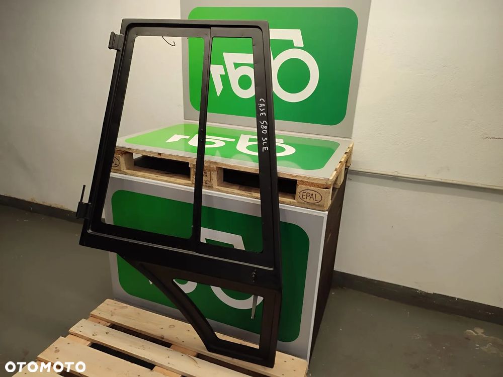 Drzwi Case 580 SLE - 5