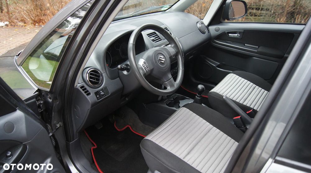 Suzuki SX4 1.6 VVT 4x2 City - 11
