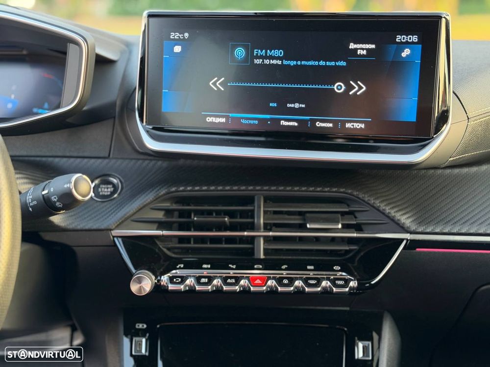 Peugeot 2008 1.2 PureTech GT Line - 30
