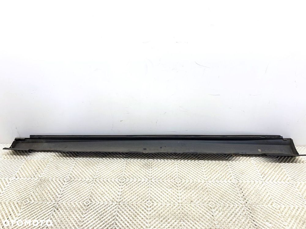LISTWA PROGOWA PRAWY  MERCEDES-BENZ KLASA A (W176) 2012 - 2018 A 180 (176.042) 90 kW [122 KM] - 5