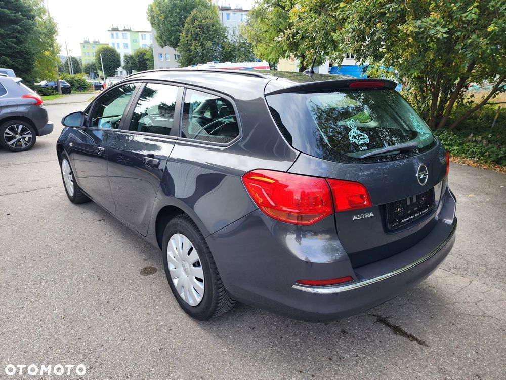 Opel Astra 2015 photo 4