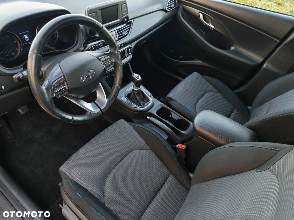Hyundai i30 1.6 CRDi Comfort - 21
