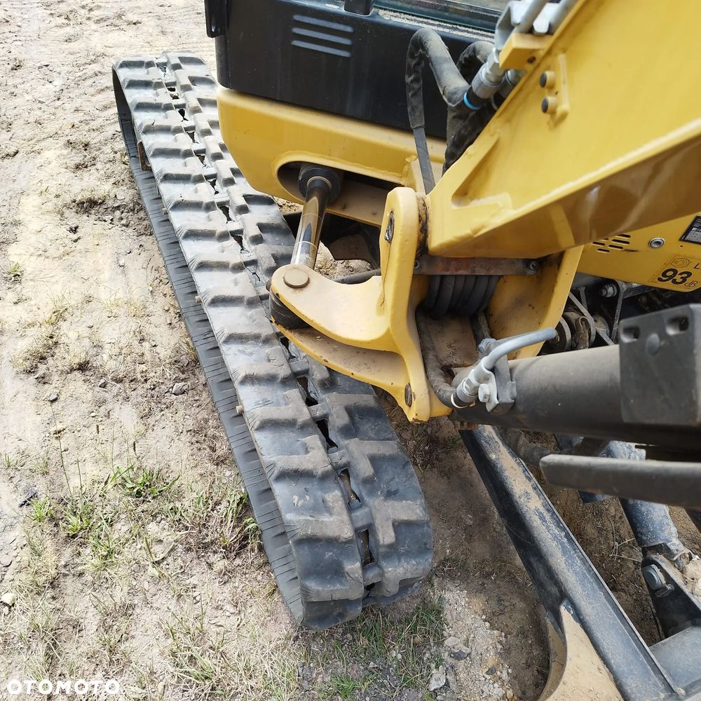 Caterpillar 301.7 D - 11