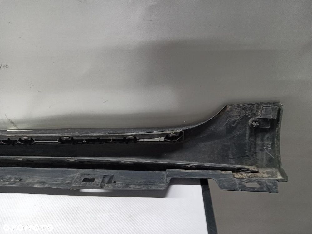 LISTWA PROGOWA PRAWA AUDI A5 SPORTBACK 8W8855860 - 8