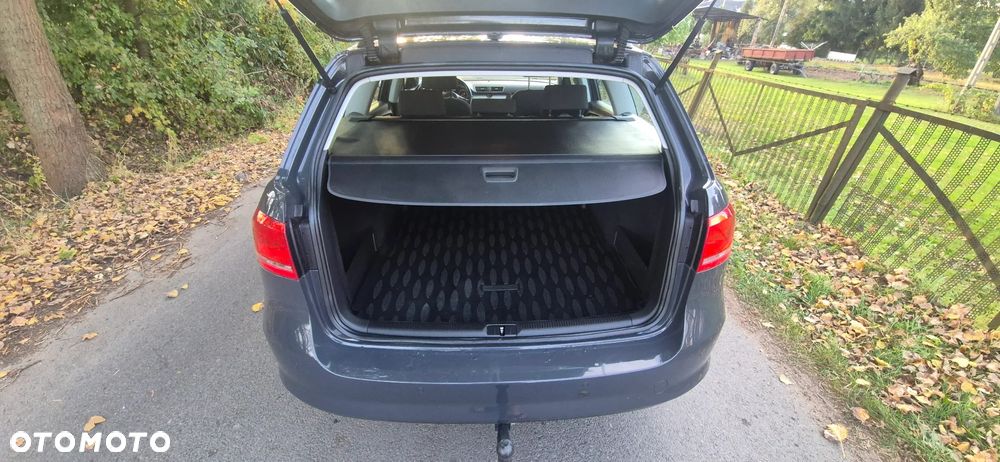 Volkswagen Passat - 7