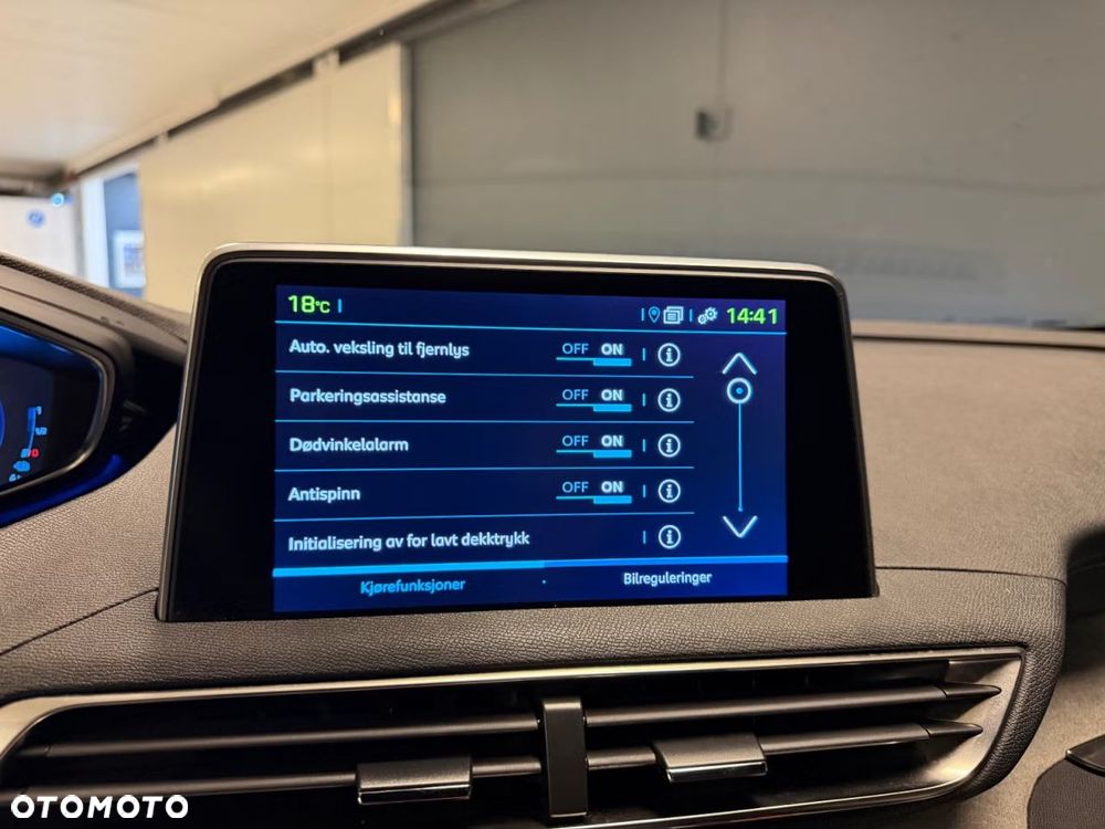Peugeot 3008 1.6 PureTech Hybrid4 PHEV Allure S&S EAT8 - 15