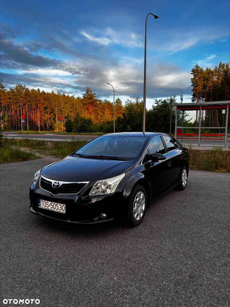Toyota Avensis 1.8 Luna - 10