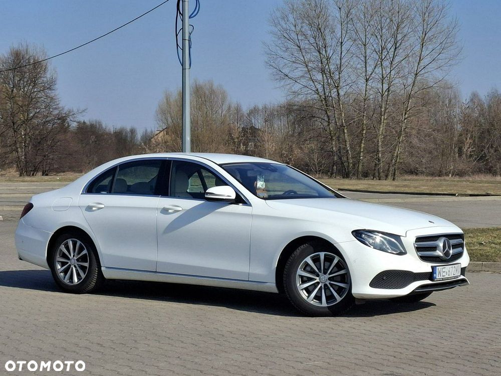 Mercedes-Benz Klasa E 220 d Business Edition 9G-TRONIC - 27