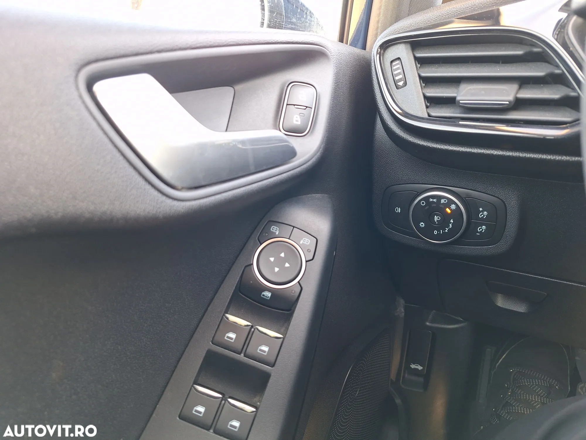 Ford Fiesta - 22