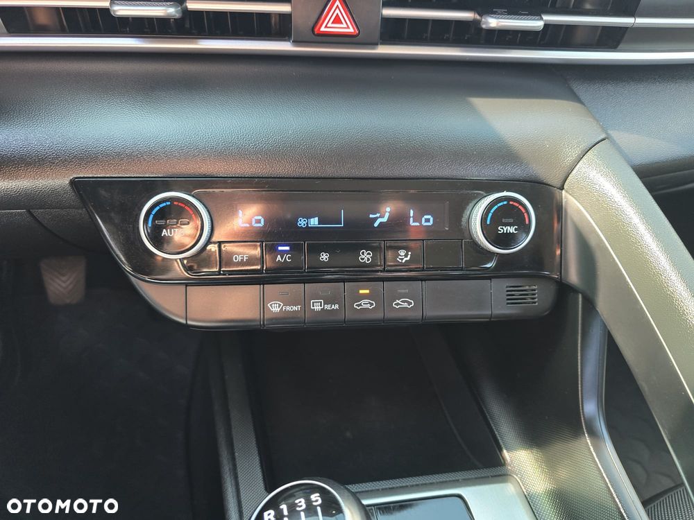 Hyundai Elantra 1.6 Smart - 9