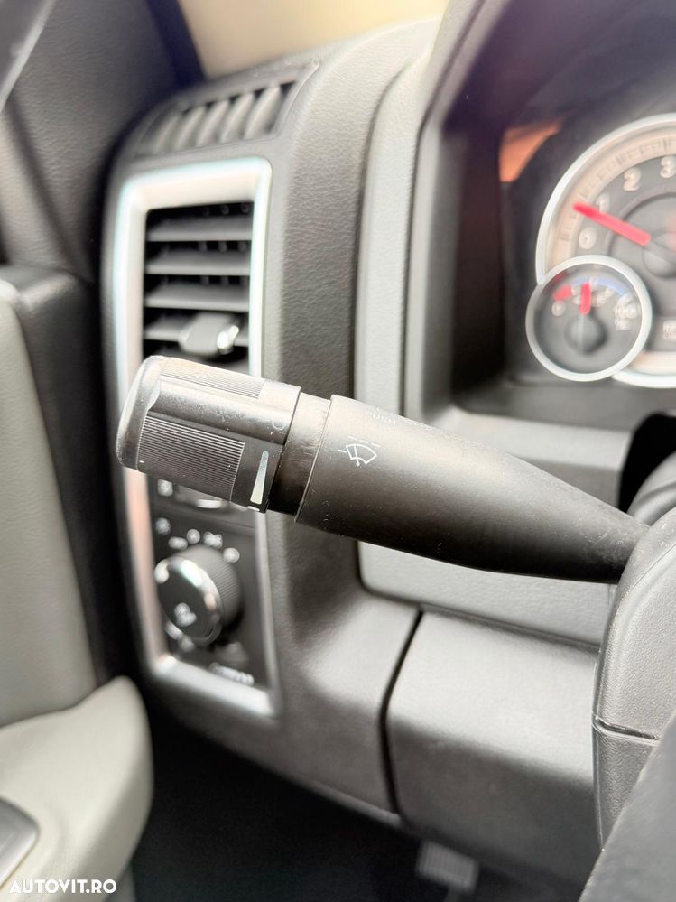 Dodge RAM - 33