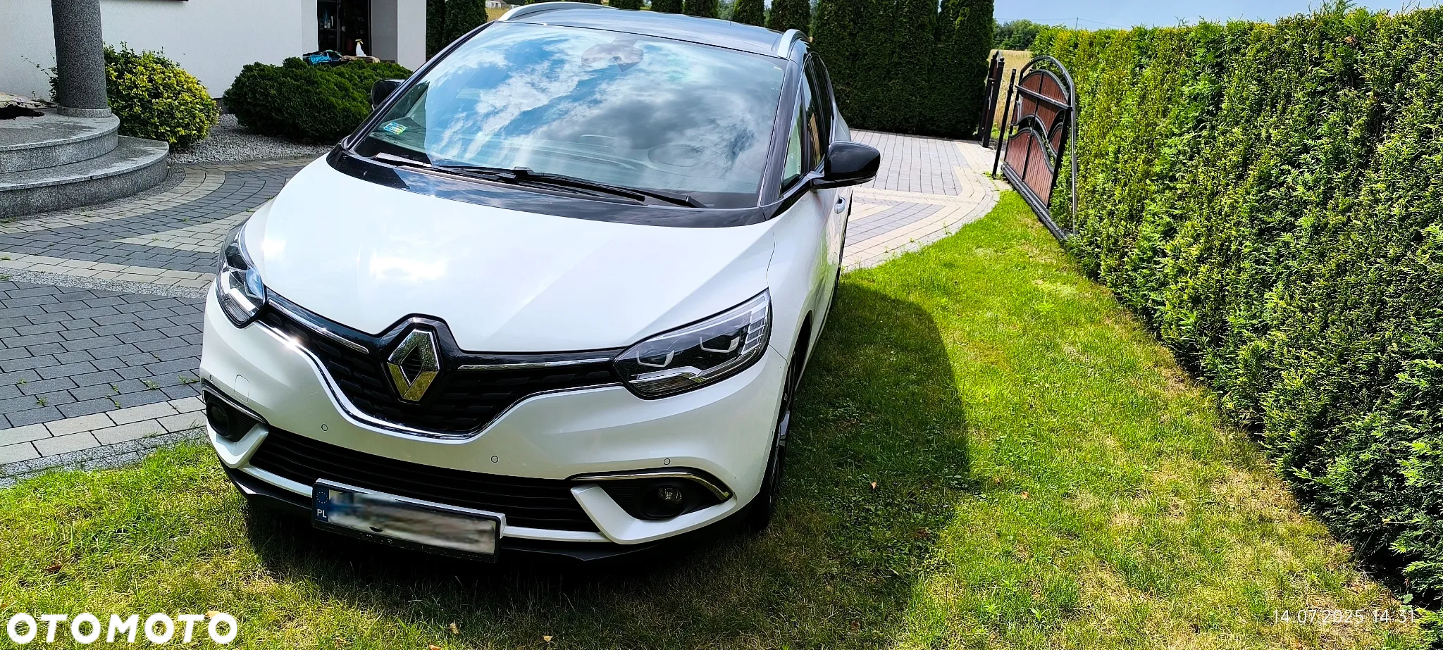 Renault Grand Scenic - 33