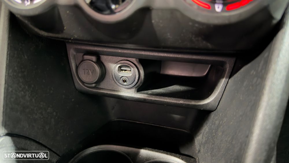 Peugeot 208 82 VTI Style - 29