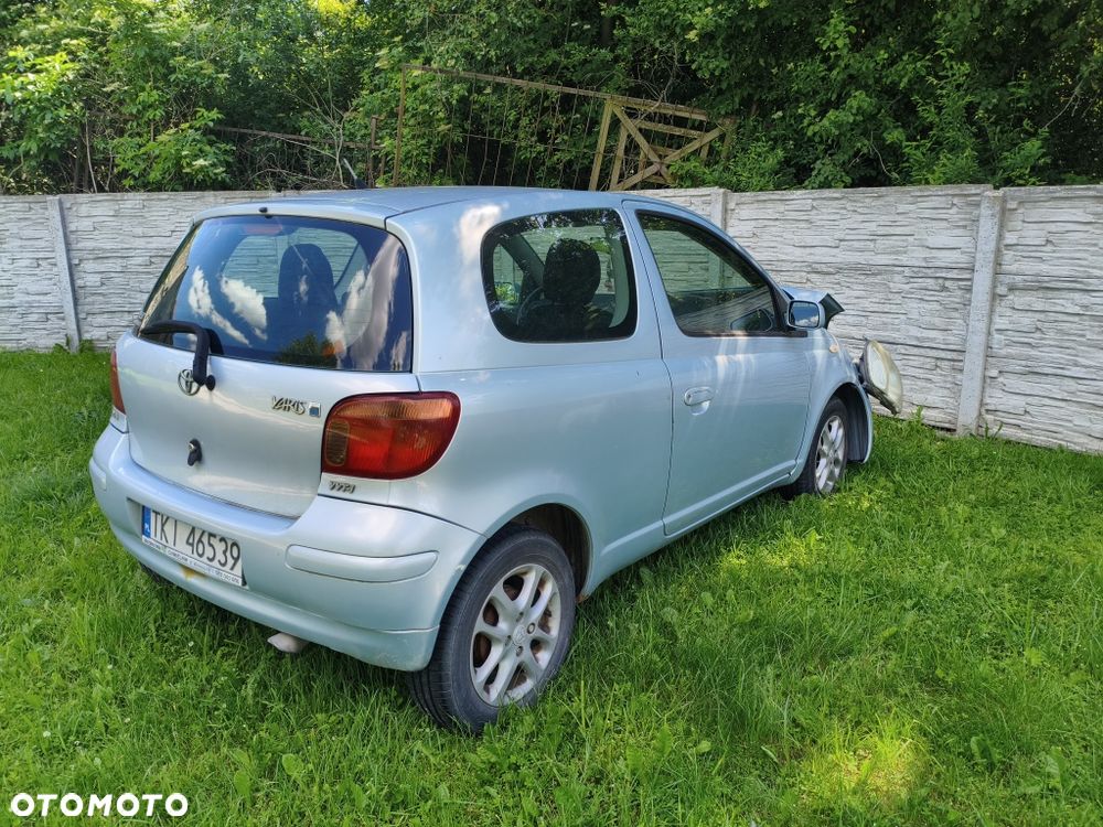 Toyota Yaris - 6