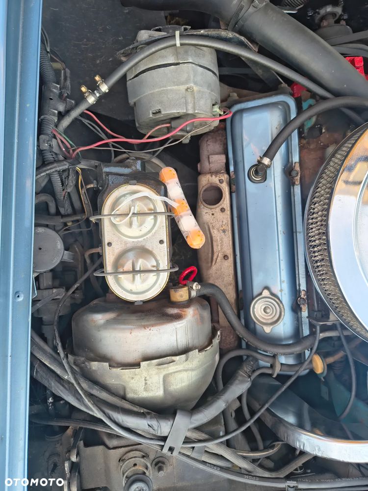 Chevrolet Corvette - 18