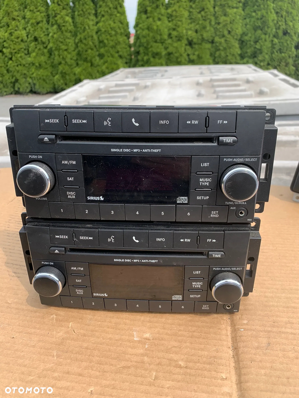 Radio Dodge Grand Caravan 05091258AG 05091258AF