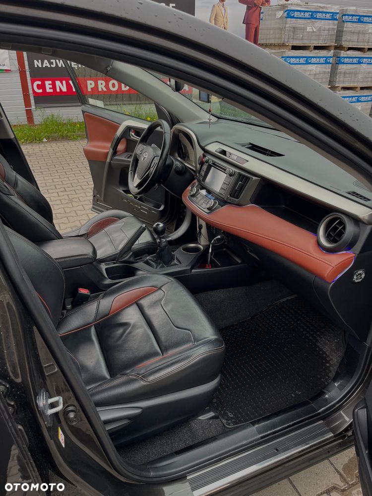 Toyota RAV4 2.0 D-4D Prestige - 4