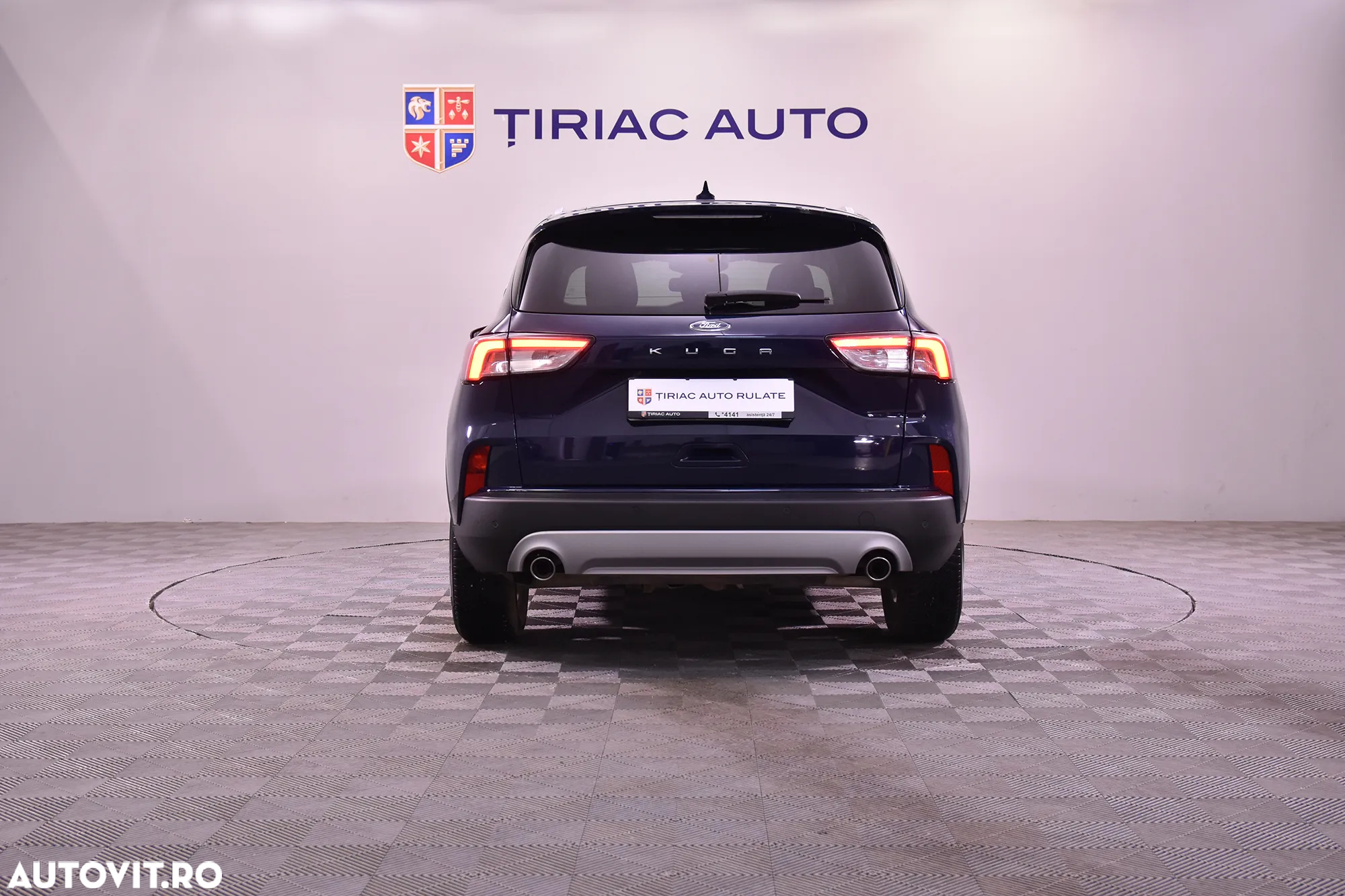 Ford Kuga - 4