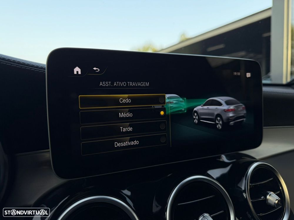 Mercedes-Benz GLC 300 e Coupé 4Matic - 54