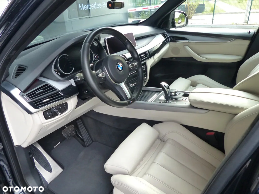 BMW X5 xDrive25d - 8