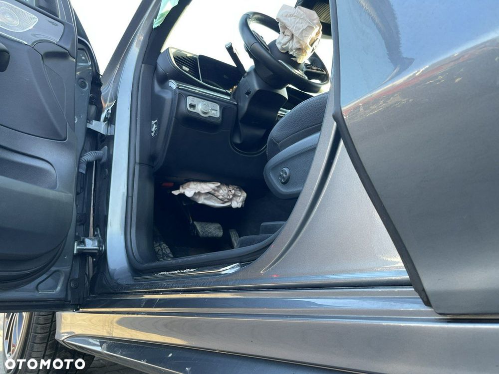 Mercedes-Benz GLE 400 d 4Matic 9G-TRONIC AMG Line - 5