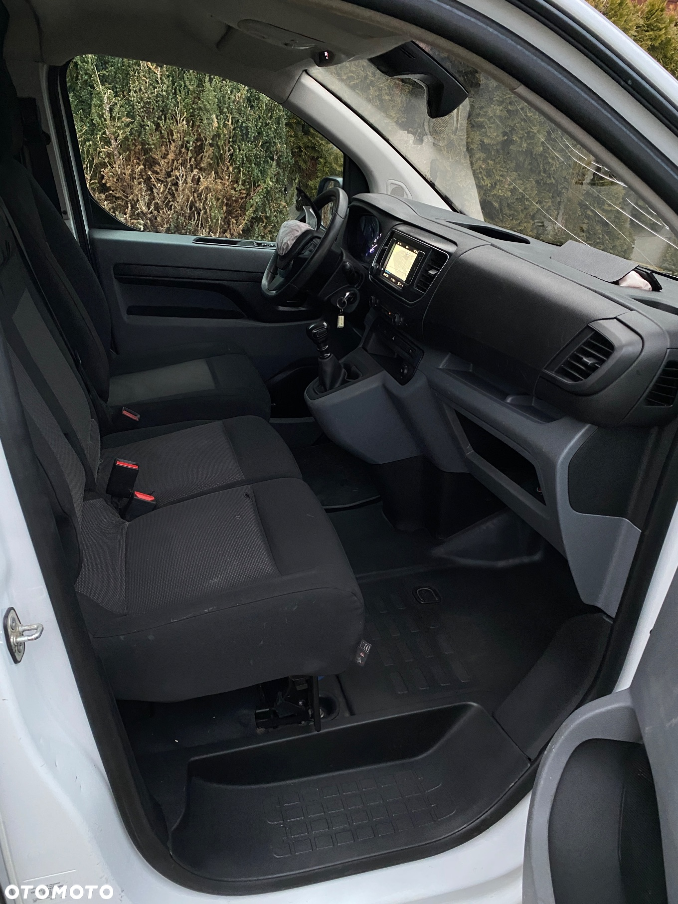 Opel Vivaro - 8