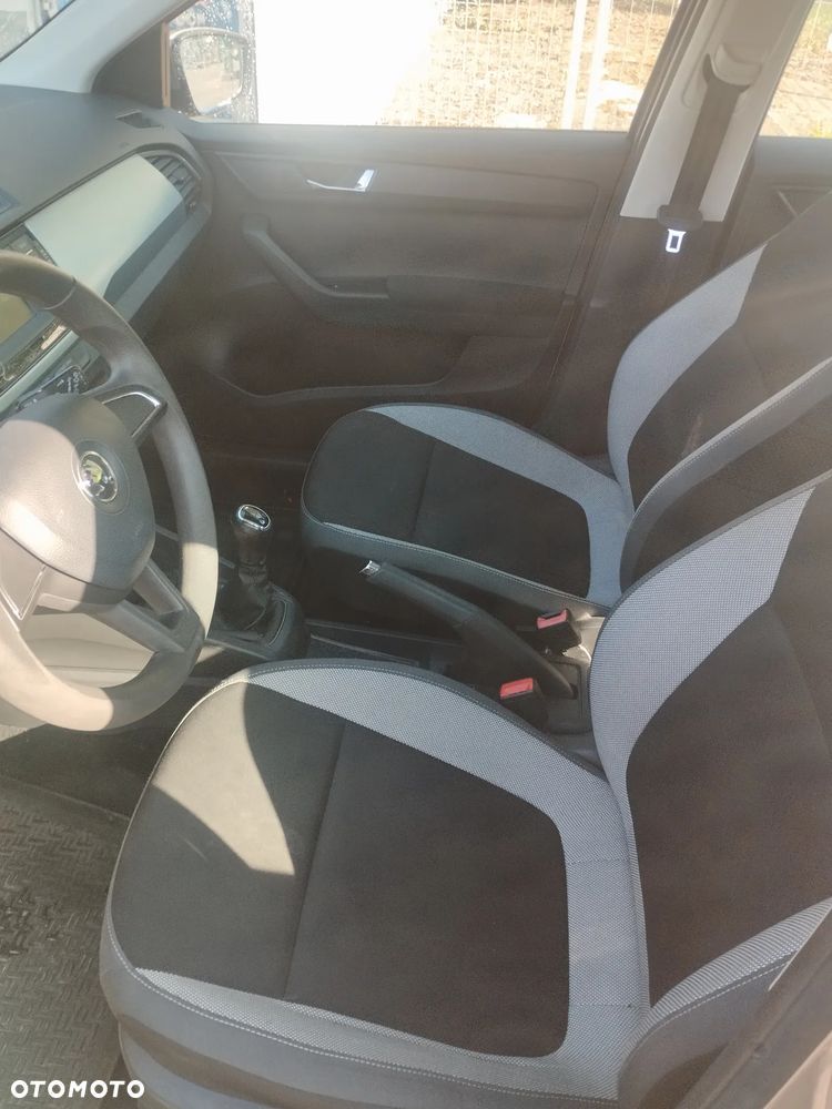 Skoda Fabia 1.0 Ambition - 10