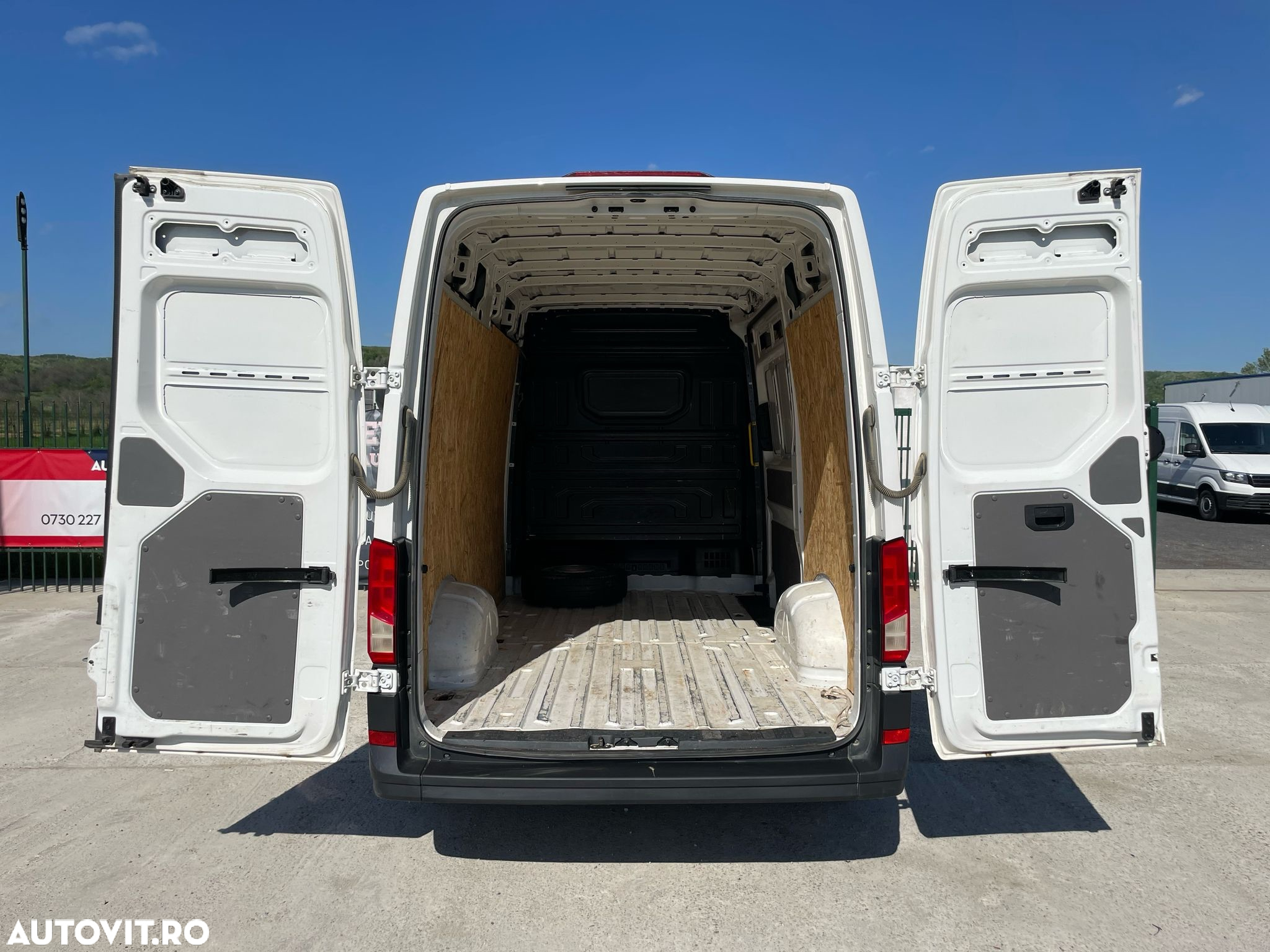 Volkswagen Crafter L3H3 - 8