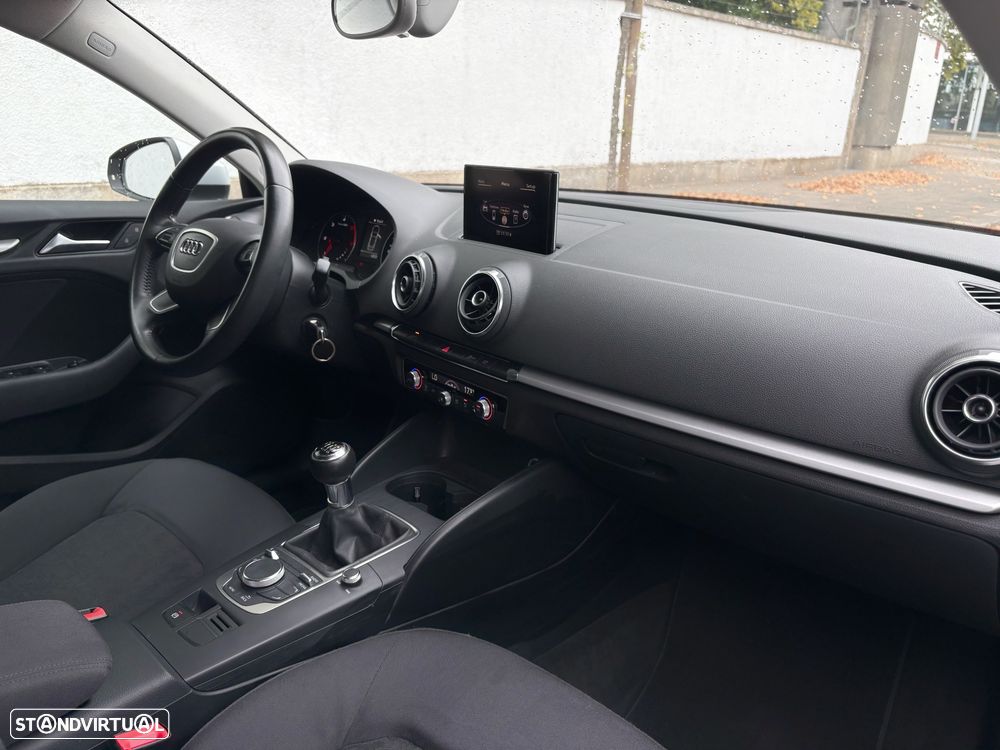 Audi A3 Sportback 2.0 TDI Sport - 5