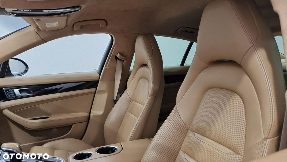 Porsche Panamera 4S Diesel - 16
