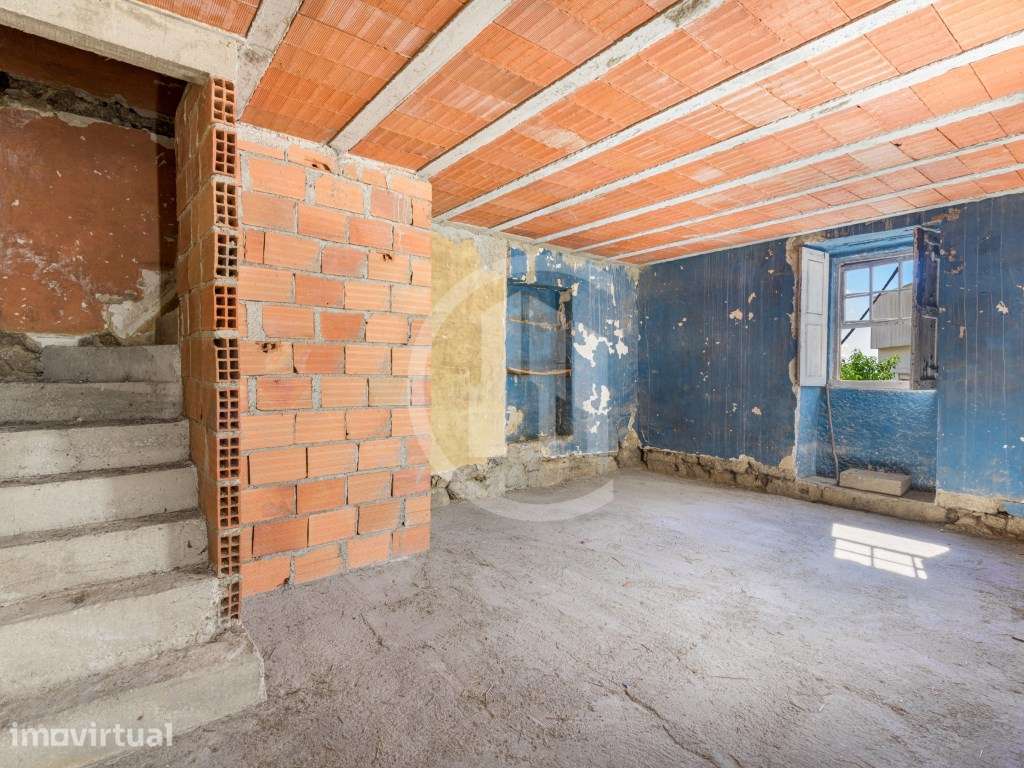 Investimento com potencial na Vila do Carvalho | Covilhã - Grande imagem: 4/9