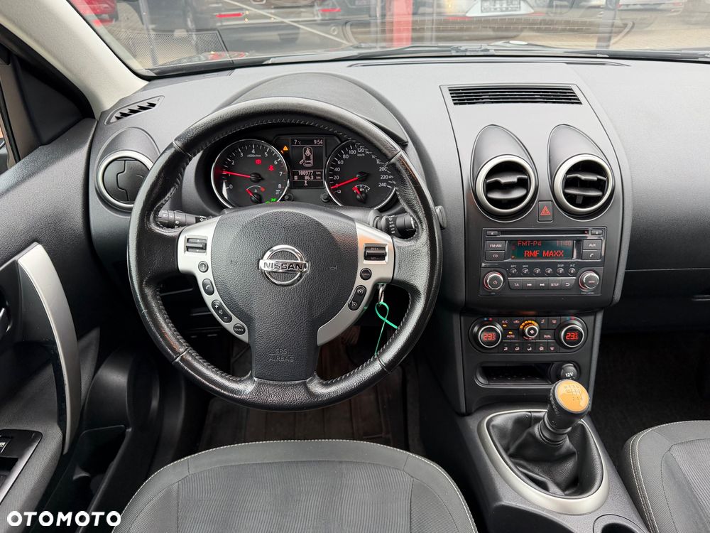 Nissan Qashqai 2.0 Visia - 17