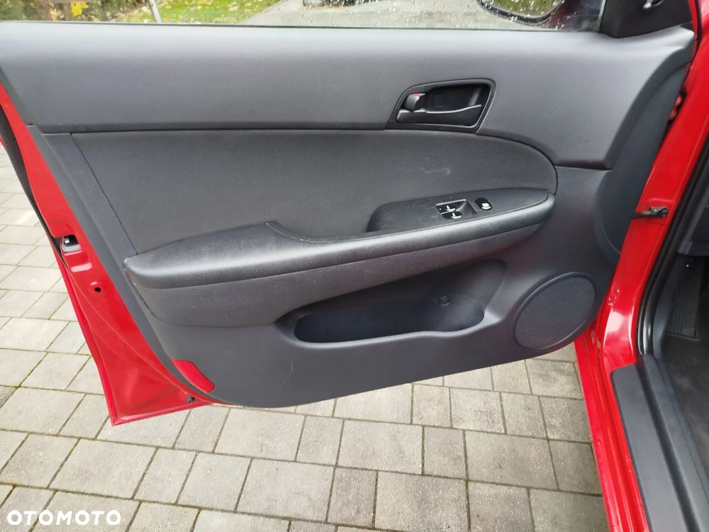 Hyundai i30 1.4 Base - 15