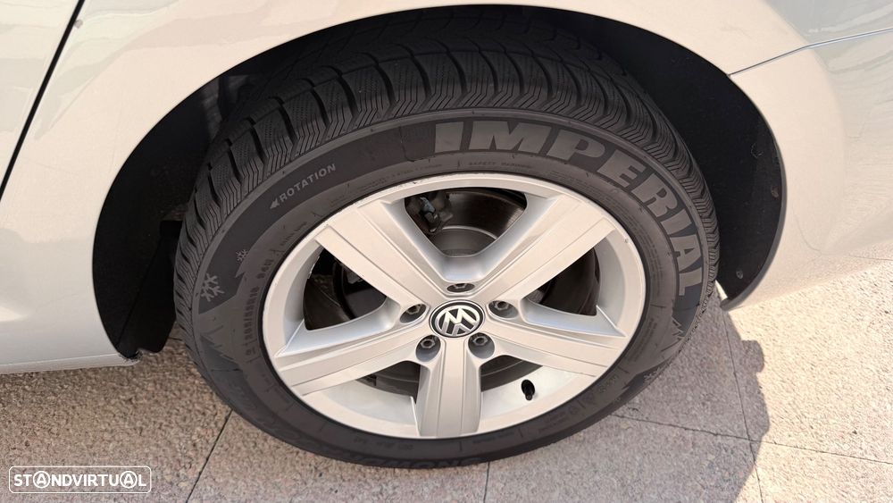 VW Golf Variant - 11