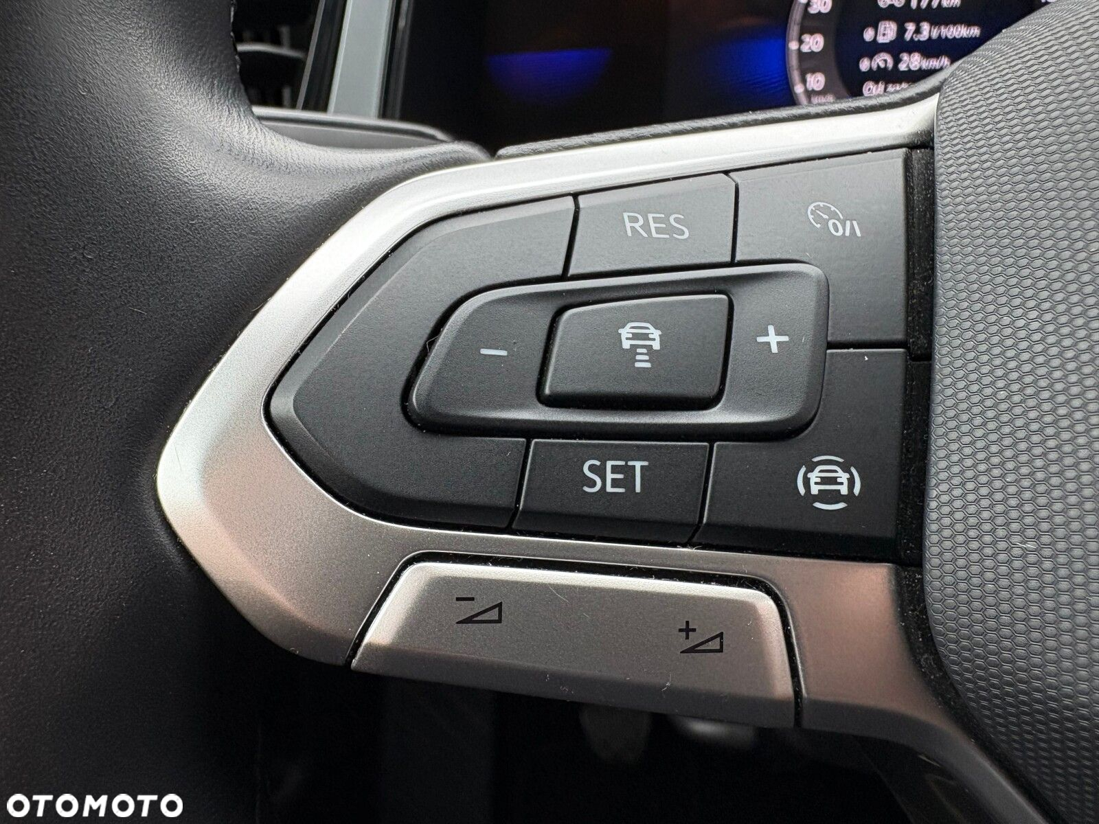 Volkswagen T-Roc 1.0 TSI Life - 23
