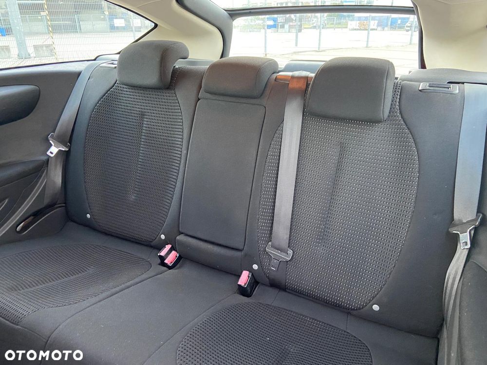 Citroën C4 1.6 16V X - 16