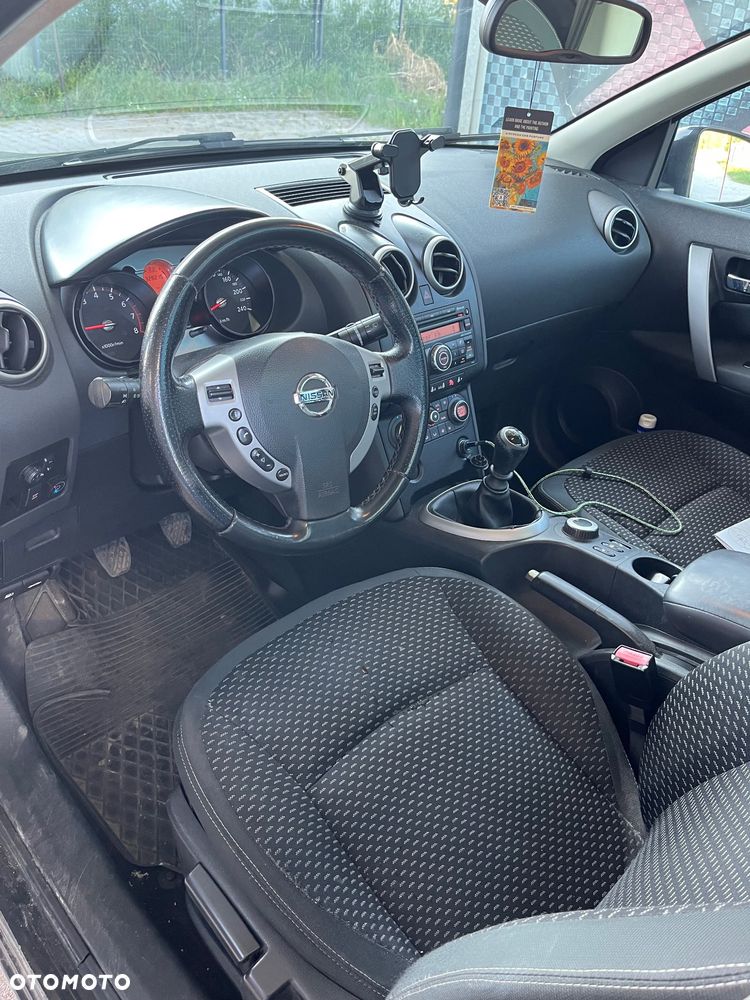 Nissan Qashqai 2.0 4x4 Tekna Premium - 8