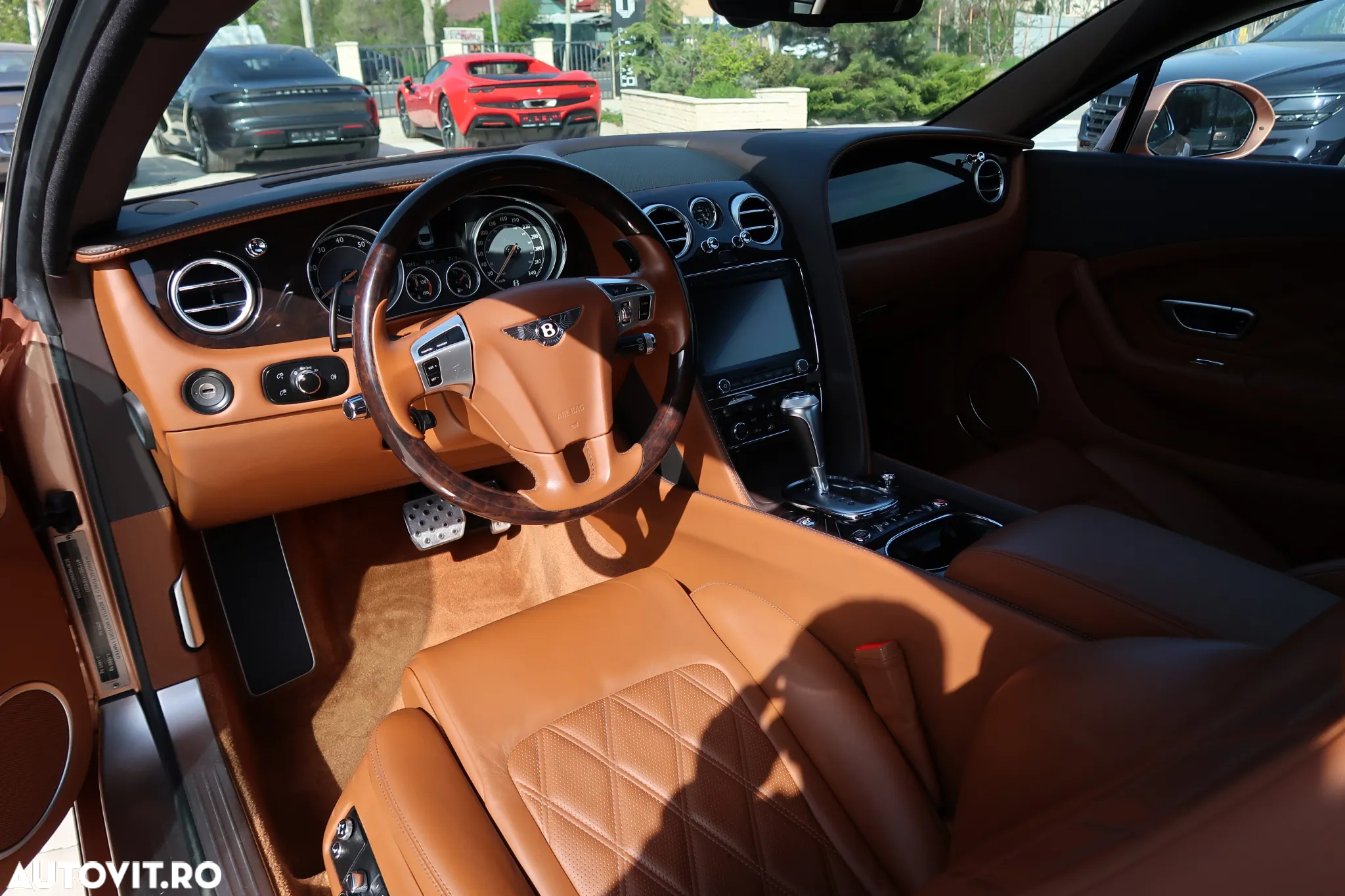 Bentley Continental GT V8 - 10