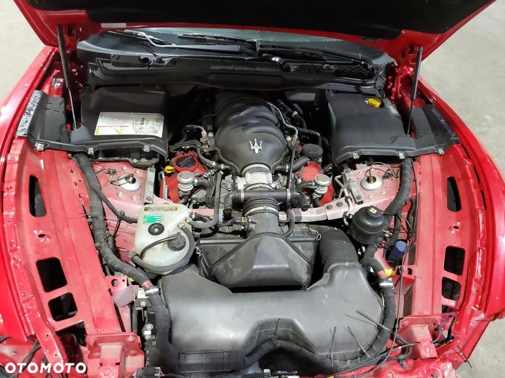 Maserati GranTurismo S - 9