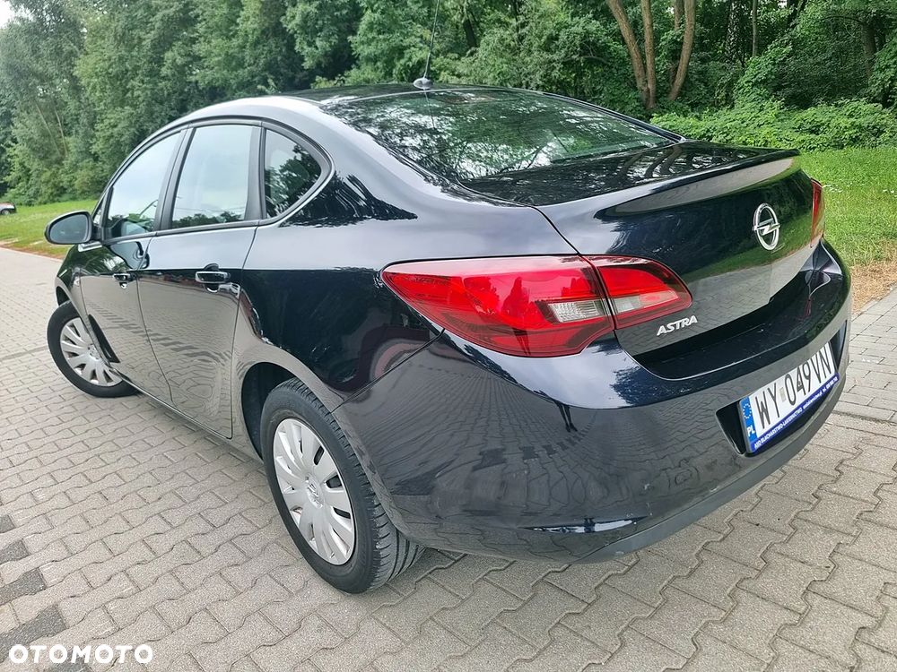 Opel Astra 1.6 Active - 3