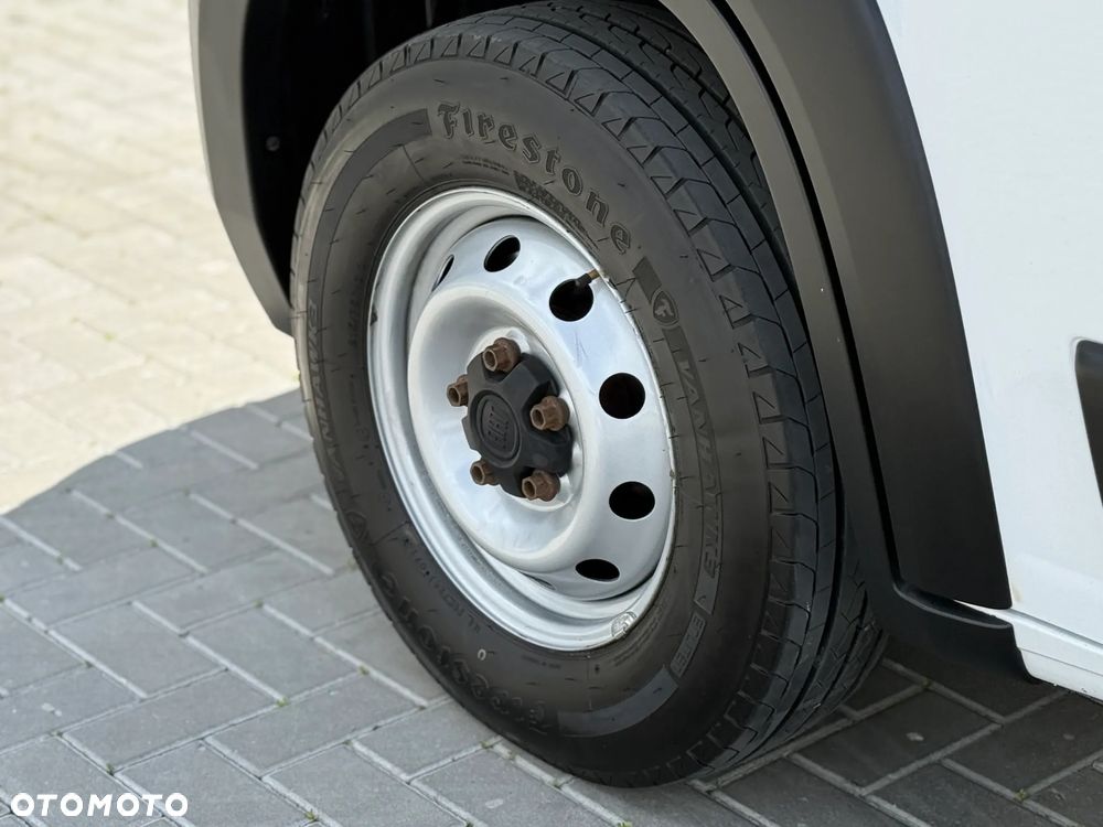 Fiat Ducato 2.3 140KM / Kontener 4,2m 8EP + Winda Dhollandia 750kg / 183.340KM PRZEBIEG / 2021 ROK PRODUKCJI / ZAREJESTROWANY W PL - 20