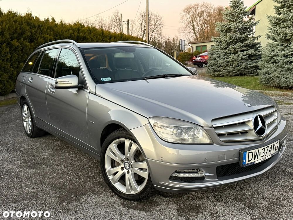 Mercedes-Benz Klasa C 250 CDI BlueEff Avantgarde 4-Matic - 33