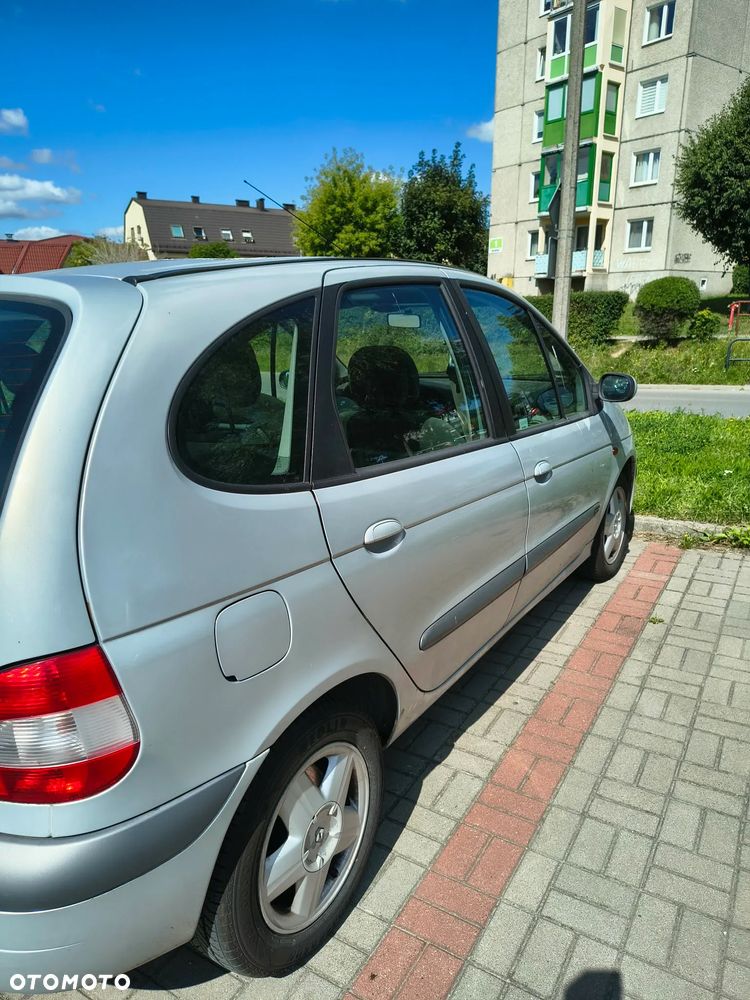 Renault Scenic - 6